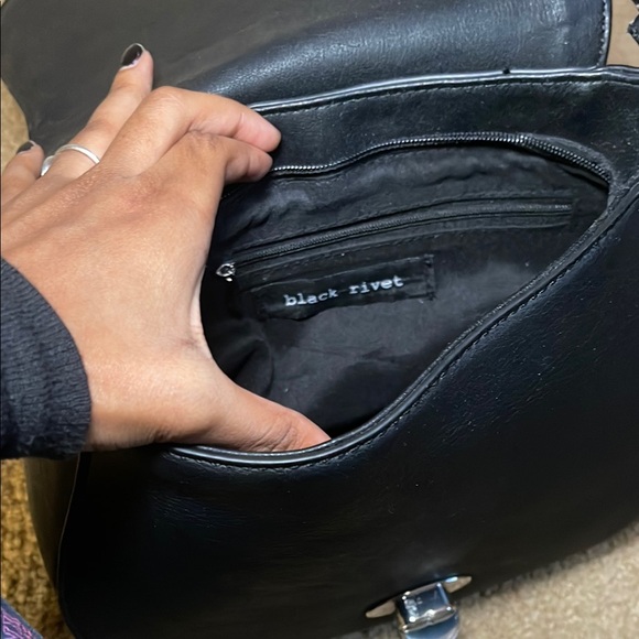 Faux Fur Black Shoulder Bag - Picture 4 of 4